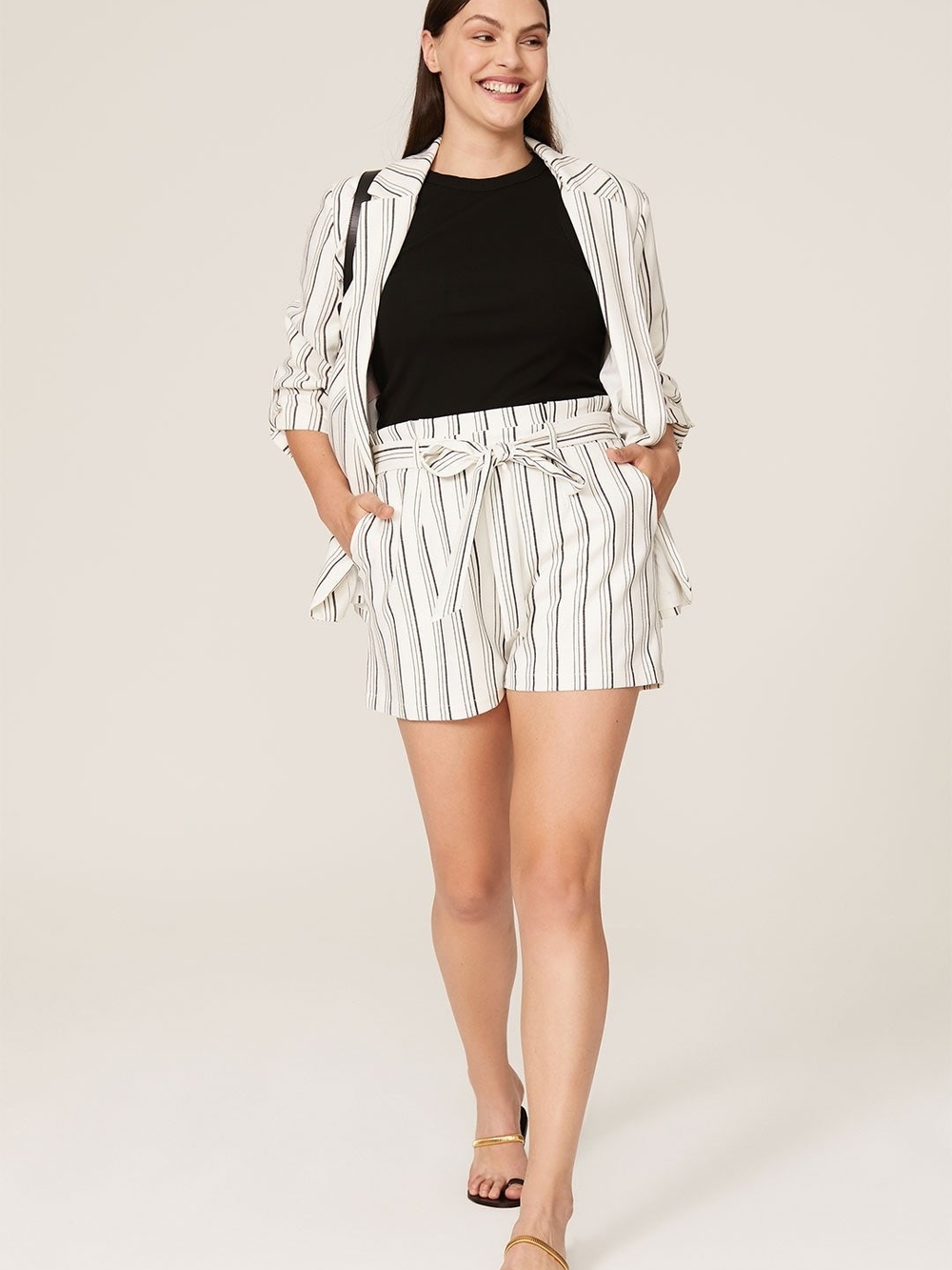 Striped Paperbag Waist Women’s Shorts - White/Black